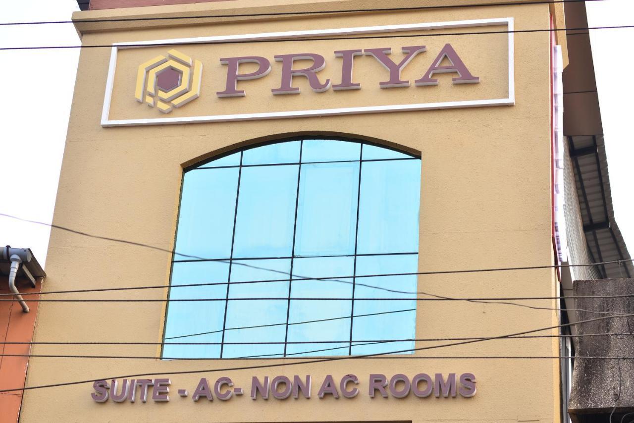 Hotel Priya Kottakkal Exterior photo